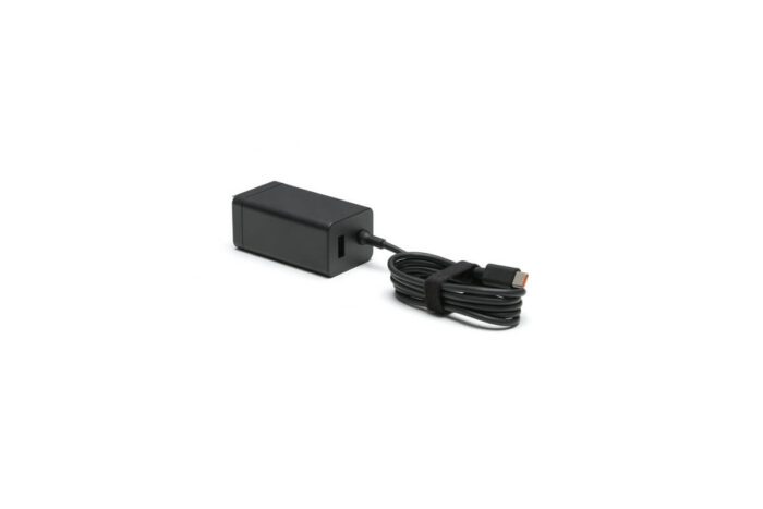 DJI 65W Portable Charger - Image 4